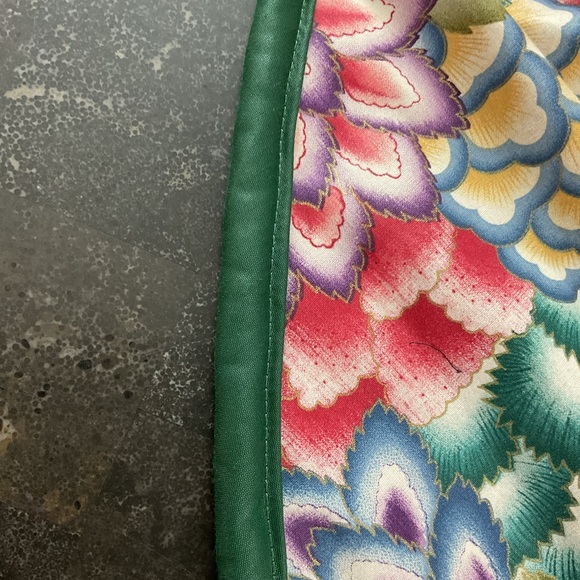 Vintage Croscill Home Fashions colorful chintz floral tablecloth 72” x 70” - Picture 5 of 8